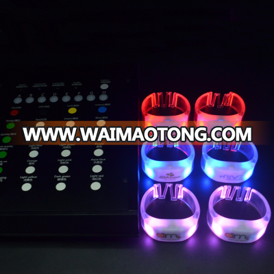 Hot selling led bangles,Party led flashing bangles silicone adjustable size Light up bangles bracelets factory