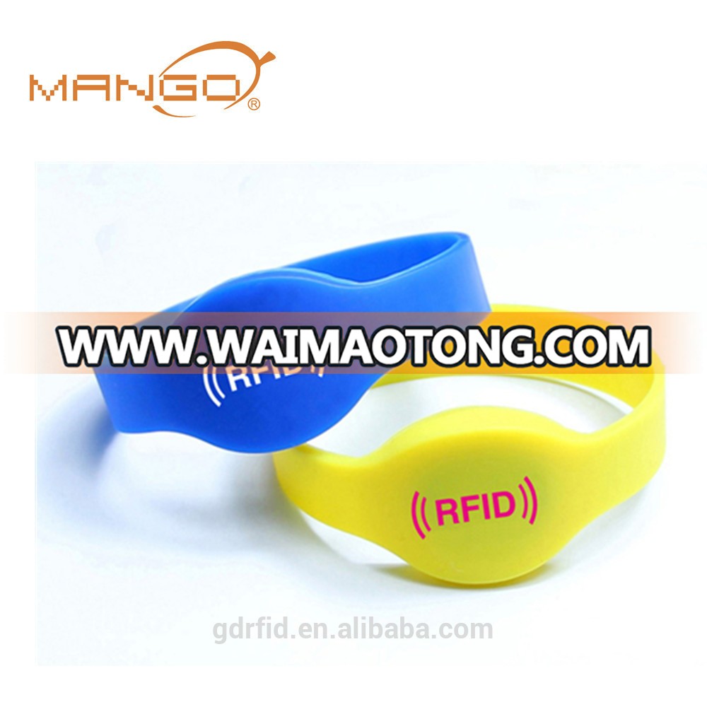 RFID NFC silicone wristbands price id bracelet for swimming pool